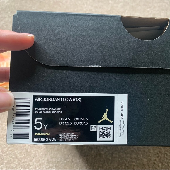 Jordan 1 Low’ Red/Black Pebbled - Picture 11 of 11